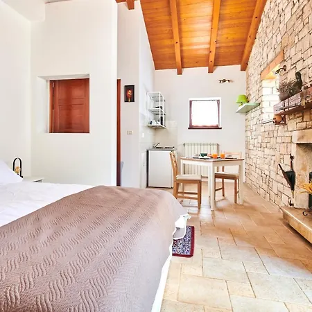 Volpija Villa Buje